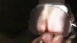 Madingas jauna moteris pakliuvom su neramus mokytojas