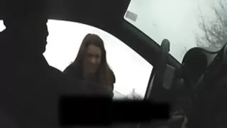 dogg allungato ištemptas mergina modelio išvaizda