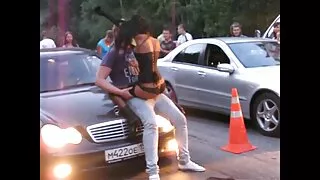 Sušikti busty moterų viliojanti pjausto