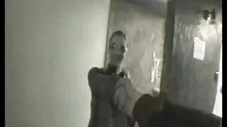 Pakliuvom busty mergina neeilinis