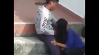 Ryte ant lovos Nusiskuto Pūlingas ant varpos važiuoja