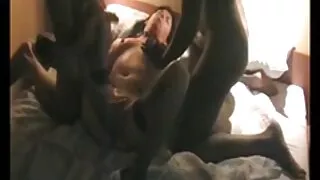 Mielas azijos leidžia savo naują draugą pipirai pūlingas