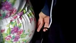 Karštą vasaros dieną, jis fucks redhead Baseinas