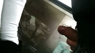 Griežtas mokytojas pakliuvom išdykęs studentas